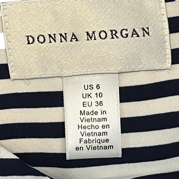 Donna Morgan Women's Striped Bell Half Sleeve Cold Shoulder Jersey Knit Dress  6 - Picture 15 of 16